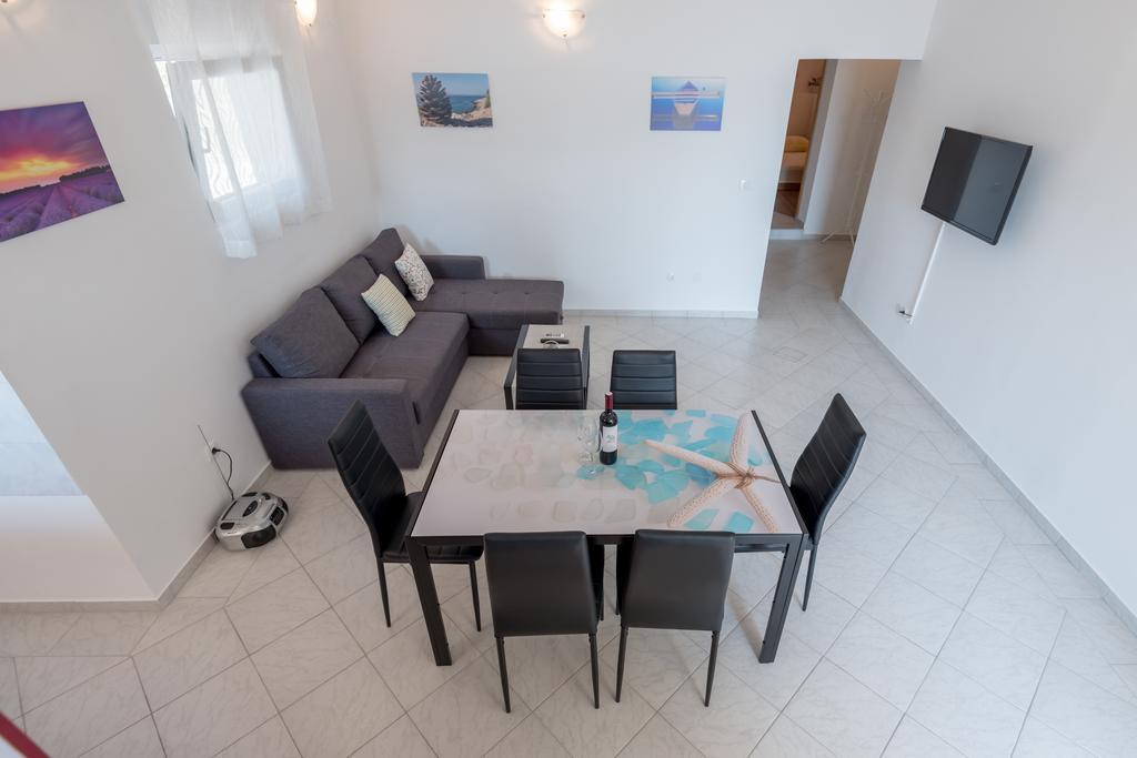 Apartment Rita เปรโก ภายนอก รูปภาพ
